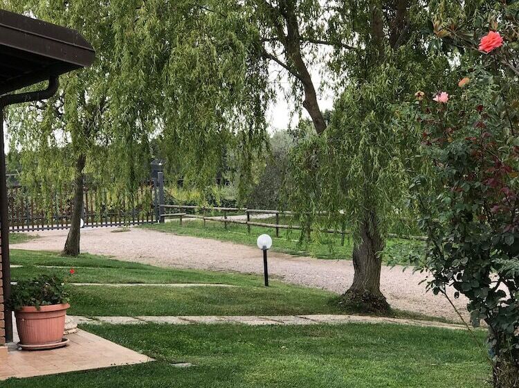 هتل روستایی Agriturismo Arcobaleno