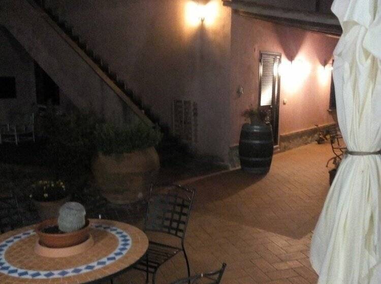 هتل روستایی Agriturismo Da Paola