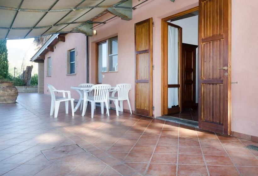 Сельский отель Agriturismo Pavone