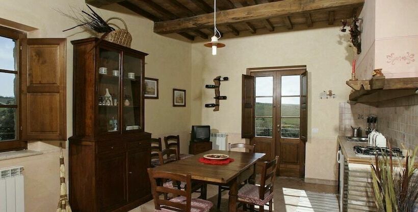 هتل روستایی Agriturismo Tenuta Roccaccia