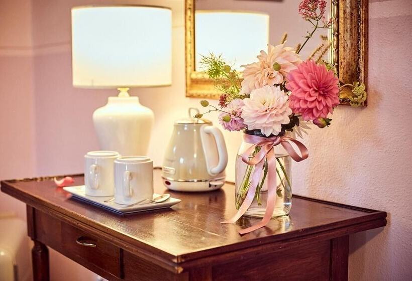 田舎風ホテル Castello Di Spedaletto