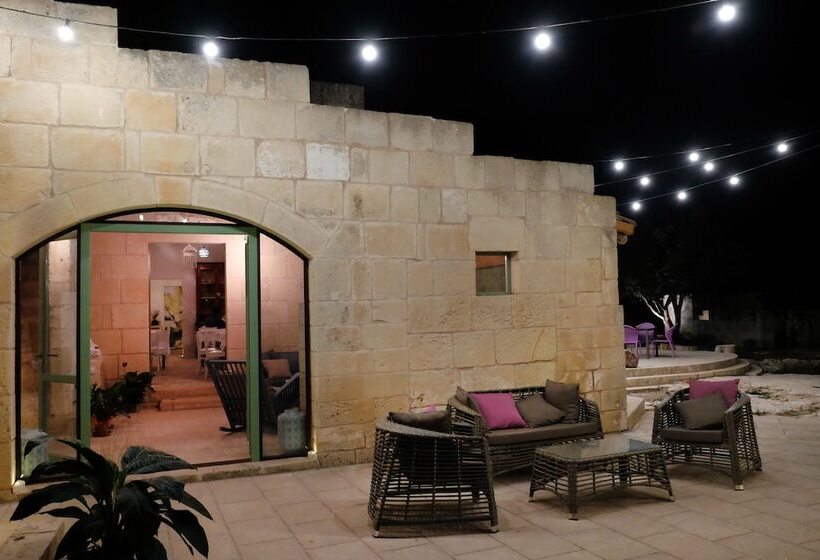 בית מלון כפרי Masseria Costa