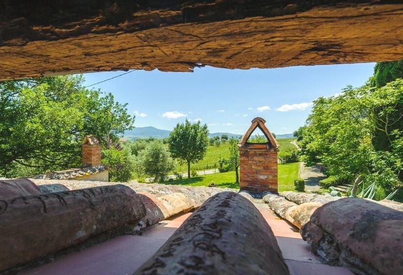 فندق ريفى Podere La Montalla