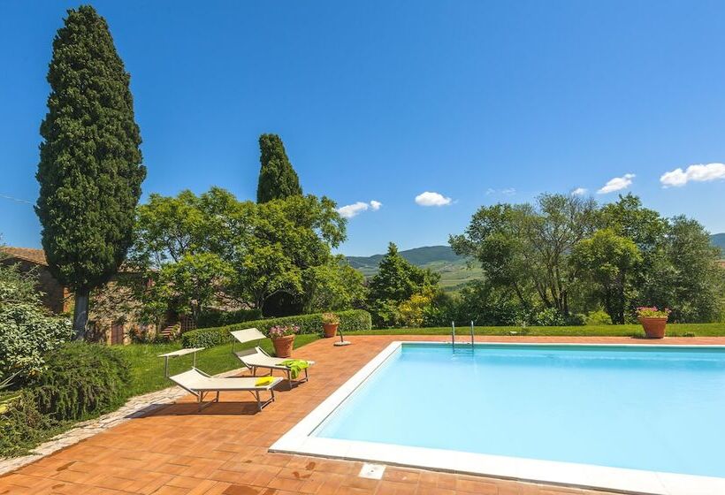 فندق ريفى Podere La Montalla