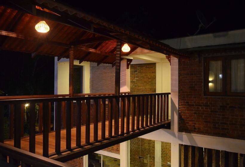 Отель Vallee 69 Eco Villa Tissa,yala