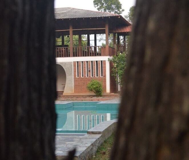 Отель Vallee 69 Eco Villa Tissa,yala