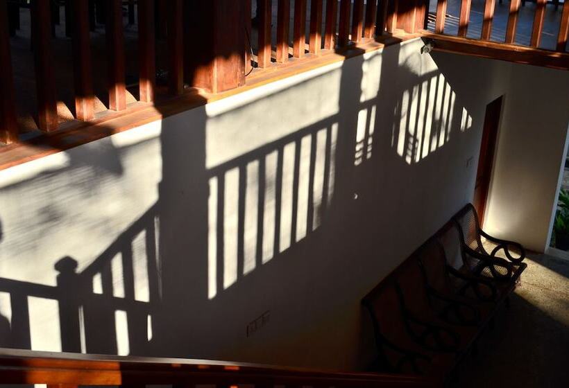 Отель Vallee 69 Eco Villa Tissa,yala