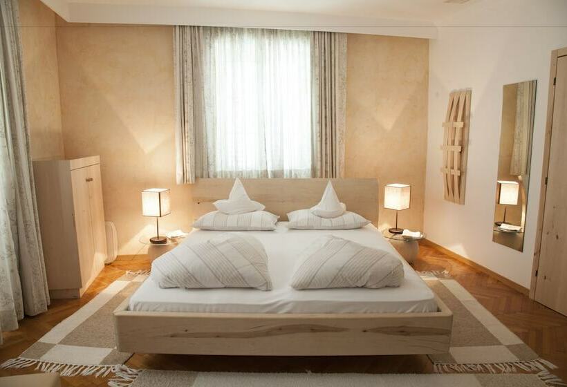 هتل Villa Freiheim