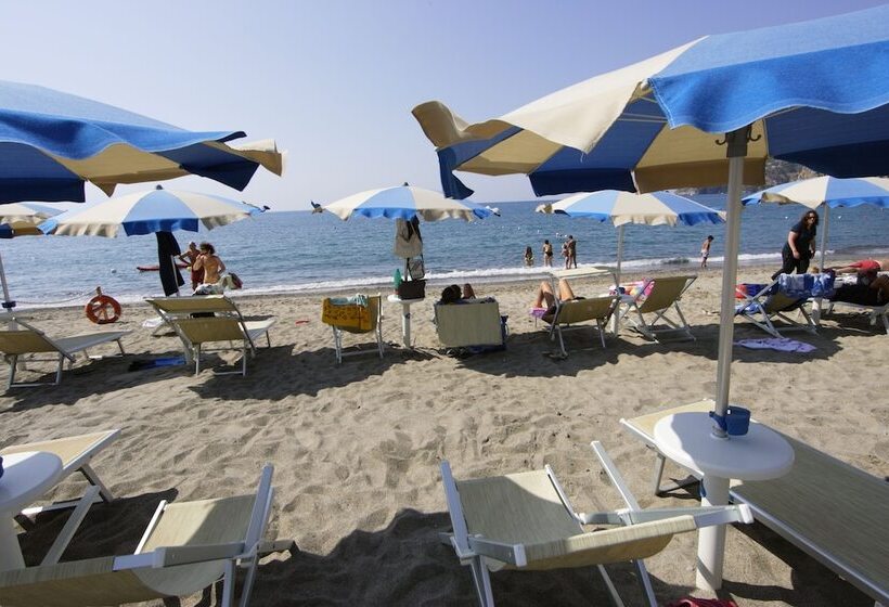 هتل Villaggio Residence Torre Saracena   Campsite