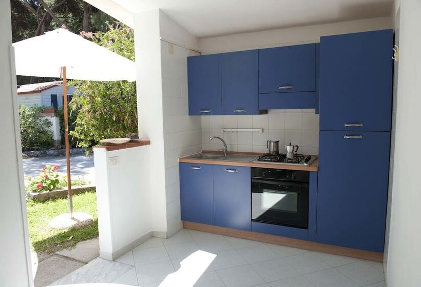 هتل Villaggio Residence Torre Saracena   Campsite