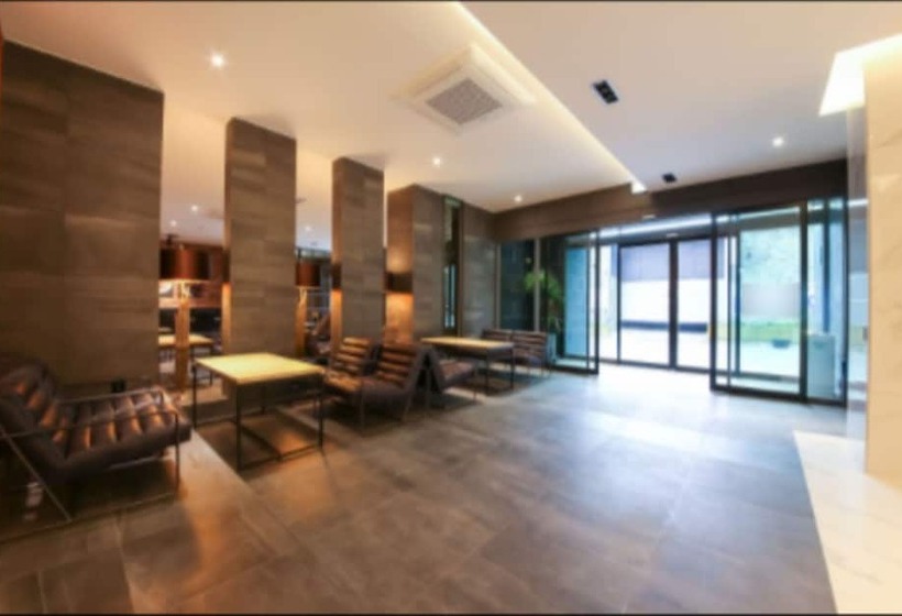 בית מלון כפרי West In