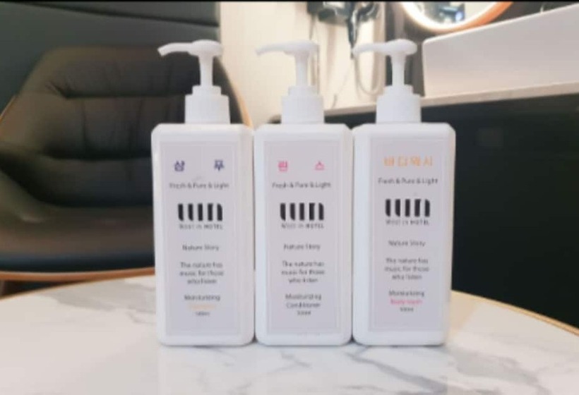 בית מלון כפרי West In