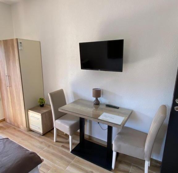 پانسیون Apartments Nikičić