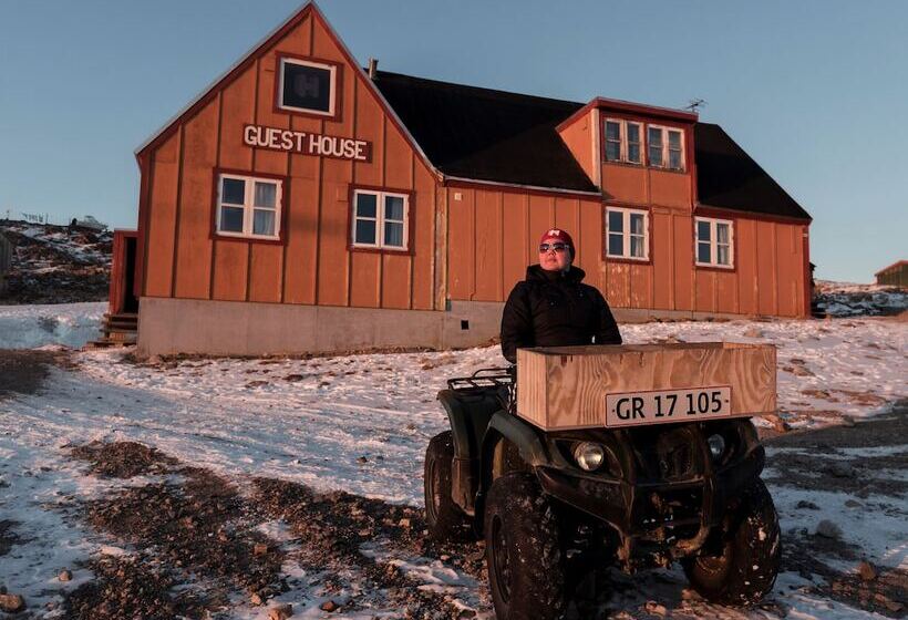 پانسیون Ittoqqortoormiit Guesthouse