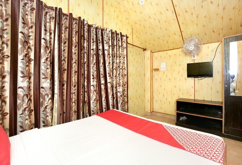 بنسيون Sandal Homestay By Oyo Rooms
