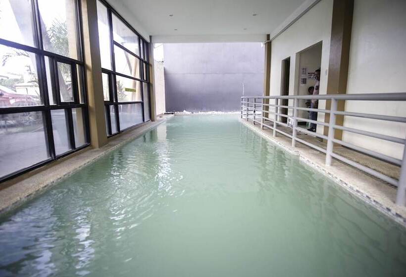 Sr Hostel   Adults Only