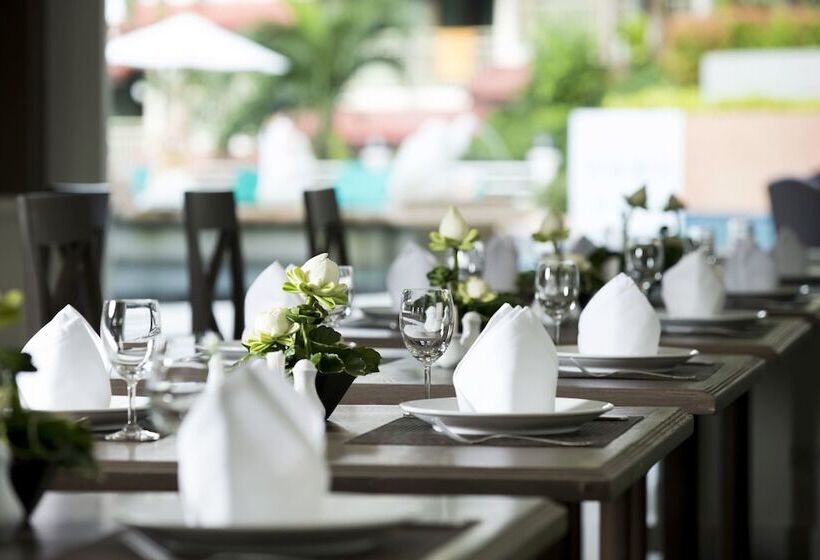 Chanalai Flora Resort, Kata Beach