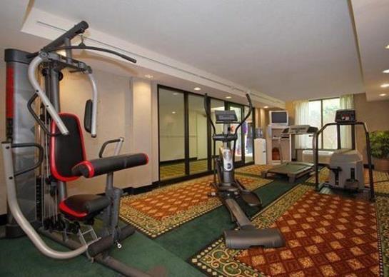 Clarion Hotel & Suites Conference Center Columbus