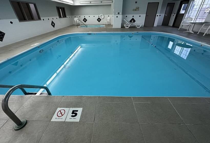 فندق Americinn By Wyndham, Galesburg, Il