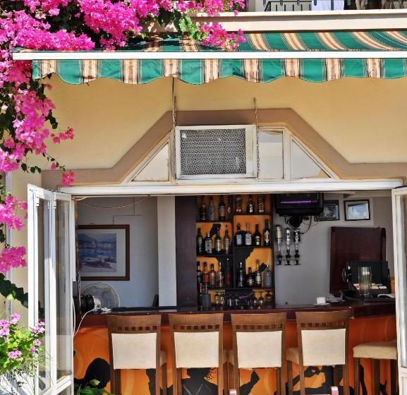 בית מלון כפרי Aqua Princess