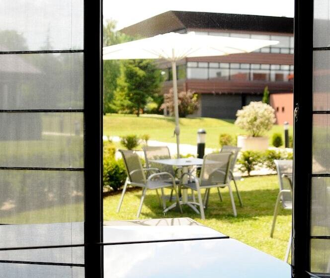 בית מלון כפרי Archamps Porte Sud De Geneve