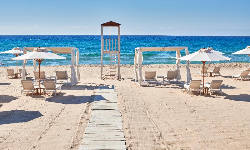 בית מלון כפרי Baia Di Chia Resort Sardinia, Curio Collection By Hilton