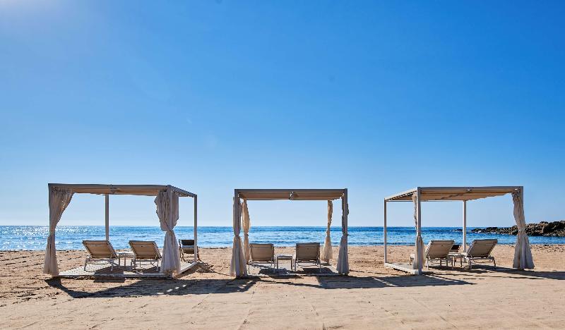 Отель Baia Di Chia Resort Sardinia, Curio Collection By Hilton
