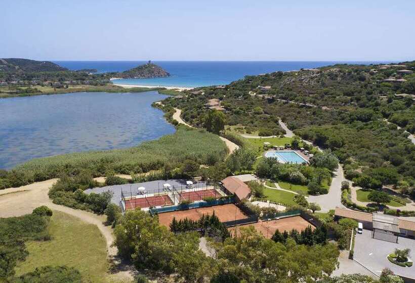 בית מלון כפרי Baia Di Chia Resort Sardinia, Curio Collection By Hilton