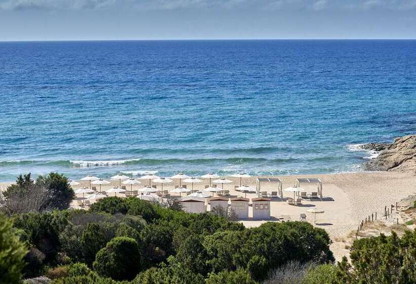 בית מלון כפרי Baia Di Chia Resort Sardinia, Curio Collection By Hilton