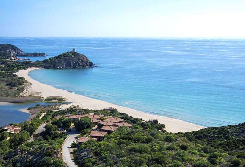 בית מלון כפרי Baia Di Chia Resort Sardinia, Curio Collection By Hilton