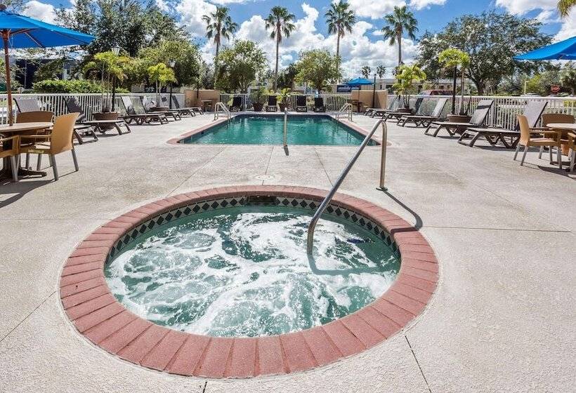 בית מלון כפרי Baymont By Wyndham Fort Myers Airport