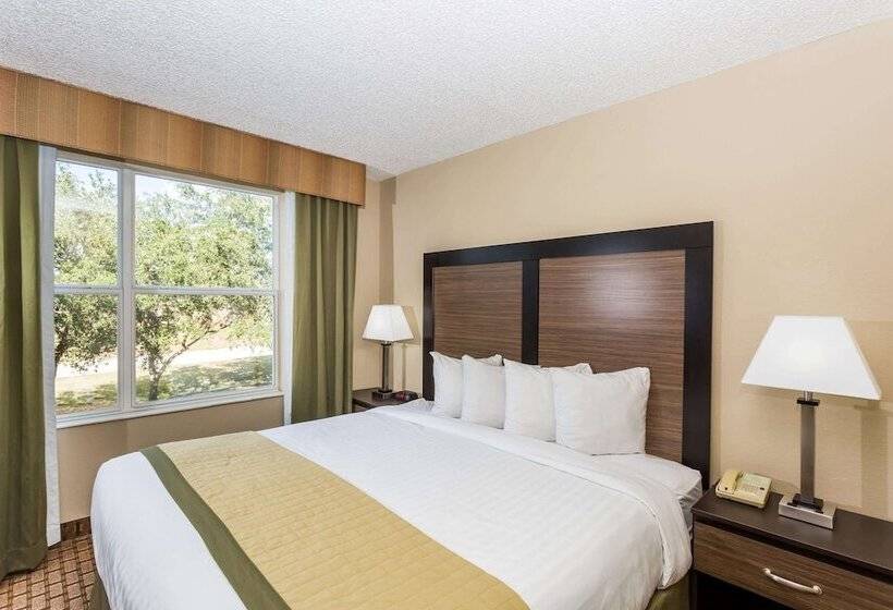 בית מלון כפרי Baymont By Wyndham Fort Myers Airport