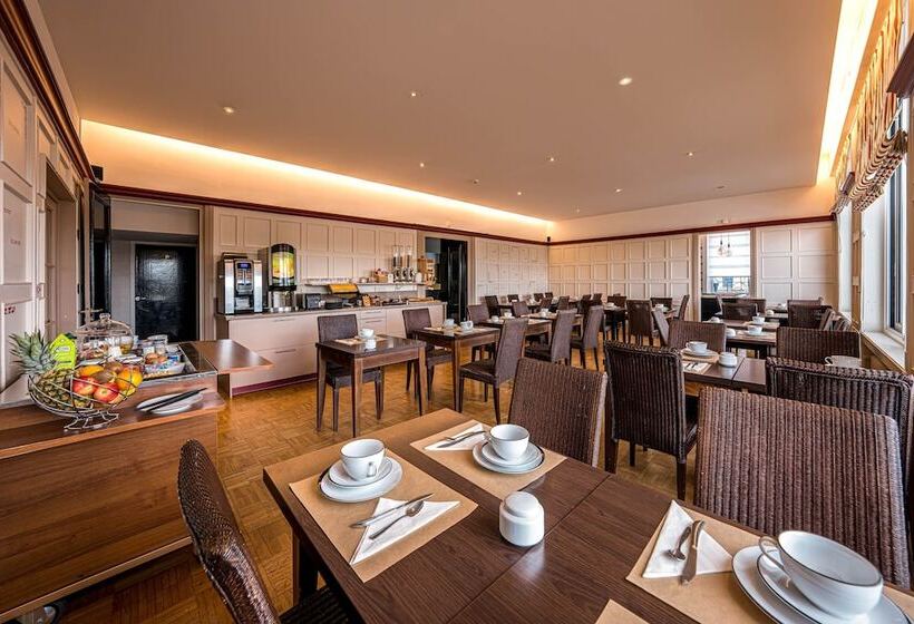 هتل Best Western Adagio Saumur