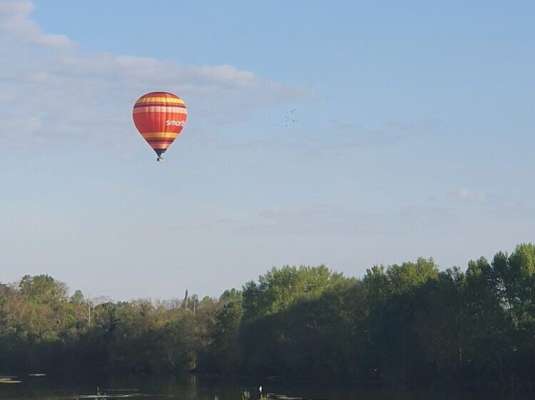 هتل Best Western Adagio Saumur
