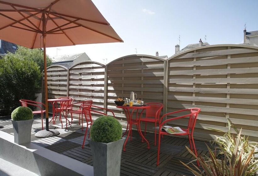 هتل Best Western Adagio Saumur