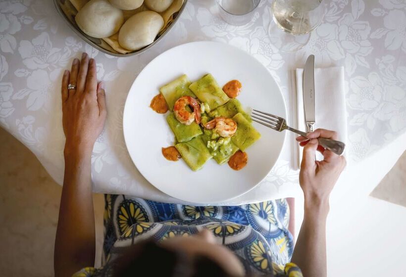 فندق Best Western Cavalieri Della Corona