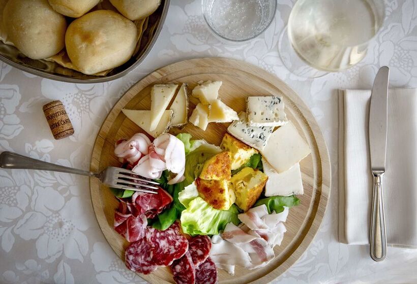 فندق Best Western Cavalieri Della Corona