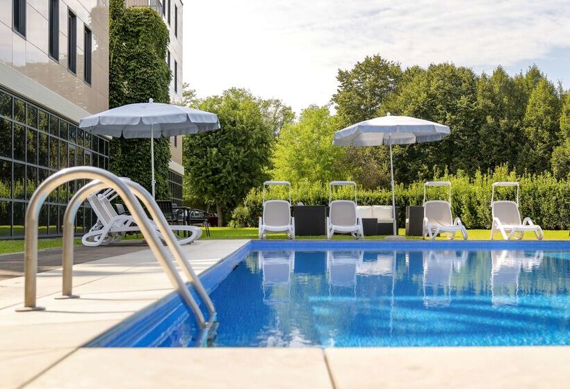 فندق Best Western Cavalieri Della Corona