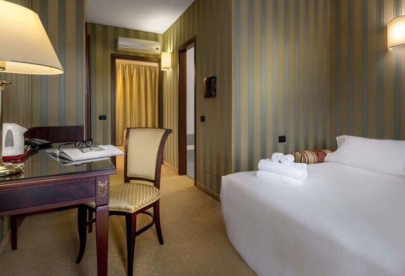 فندق Best Western Cavalieri Della Corona