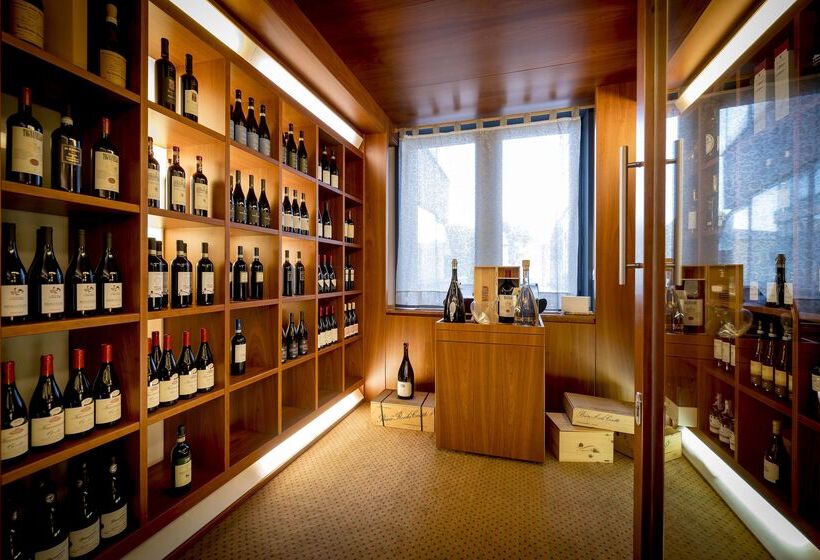 فندق Best Western Cavalieri Della Corona