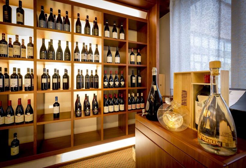 فندق Best Western Cavalieri Della Corona