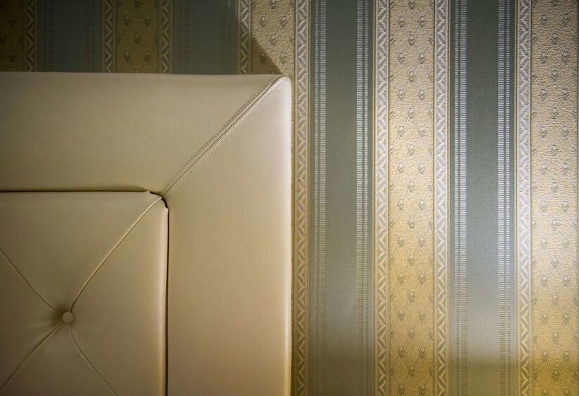 فندق Best Western Cavalieri Della Corona