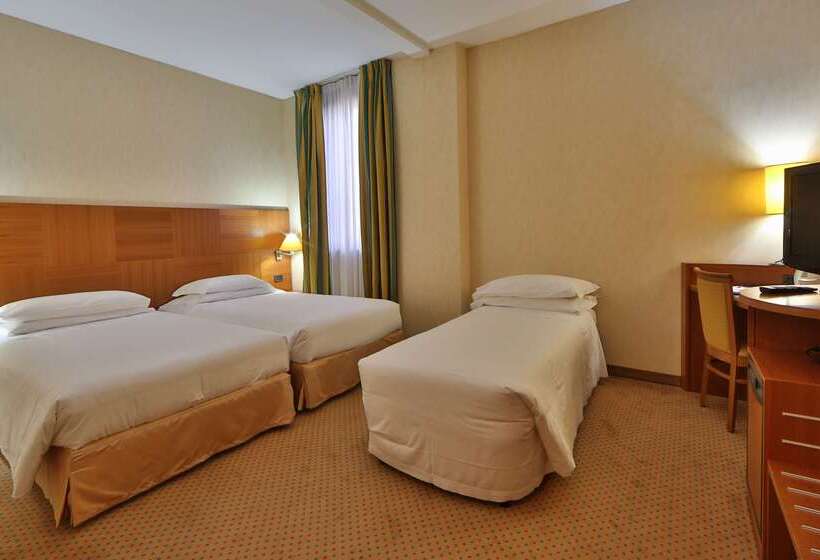 فندق Best Western Cavalieri Della Corona