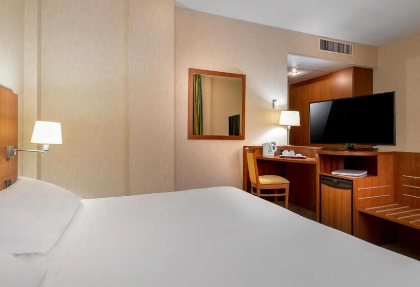 فندق Best Western Cavalieri Della Corona