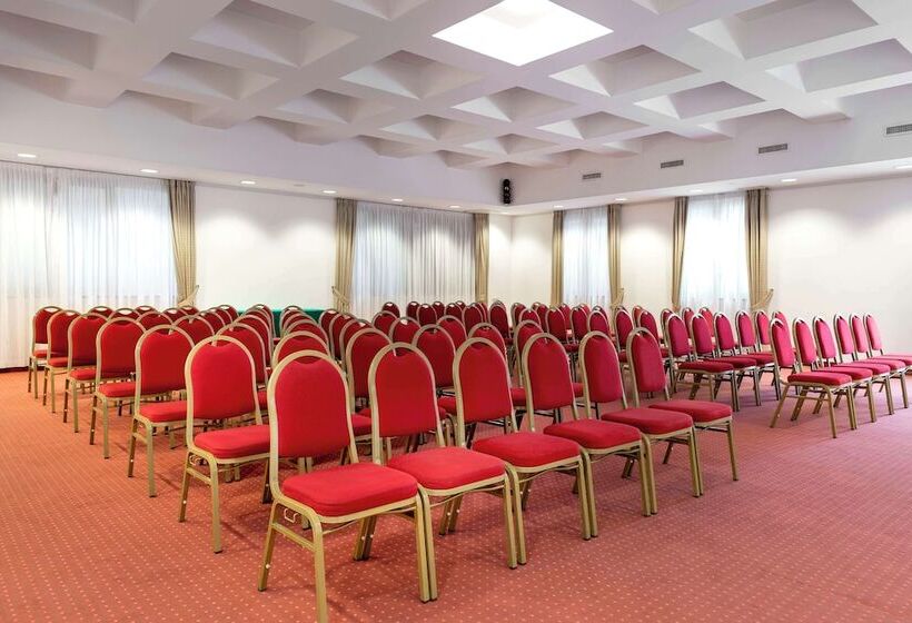 فندق Best Western Cavalieri Della Corona