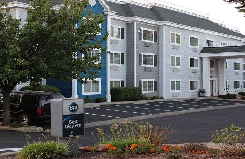 בית מלון כפרי Best Western Paradise