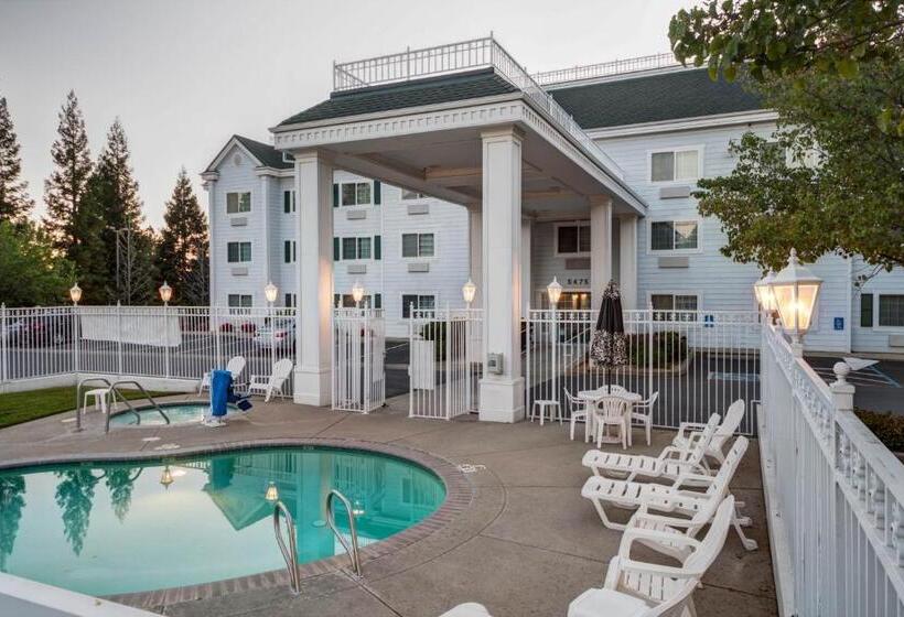 בית מלון כפרי Best Western Paradise