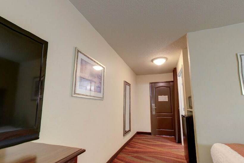 هتل Best Western Fort Wayne Inn & Suites North
