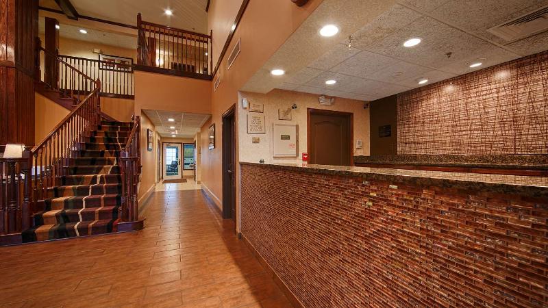 هتل Best Western Fort Wayne Inn & Suites North