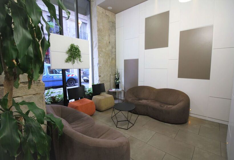 هتل Best Western Lyon Saint Antoine